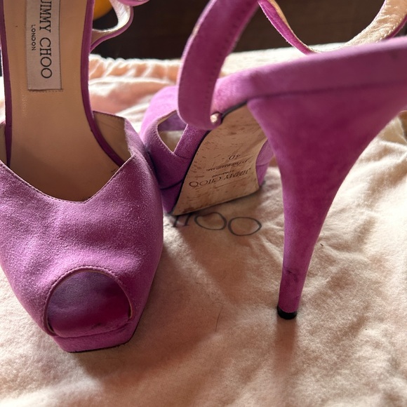 Jimmy Choo purple suede pumps - Picture 2 of 3